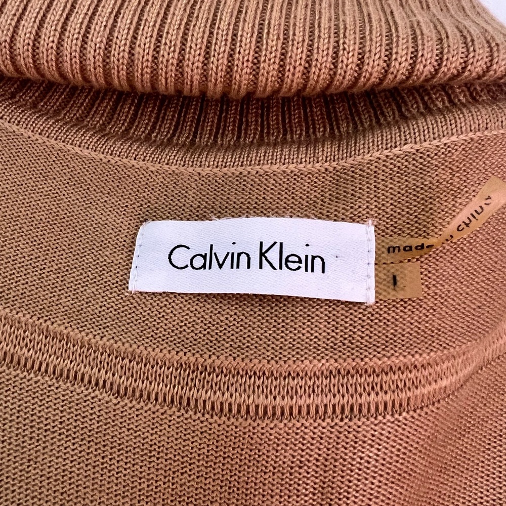 Calvin Klein Camel Knitwear